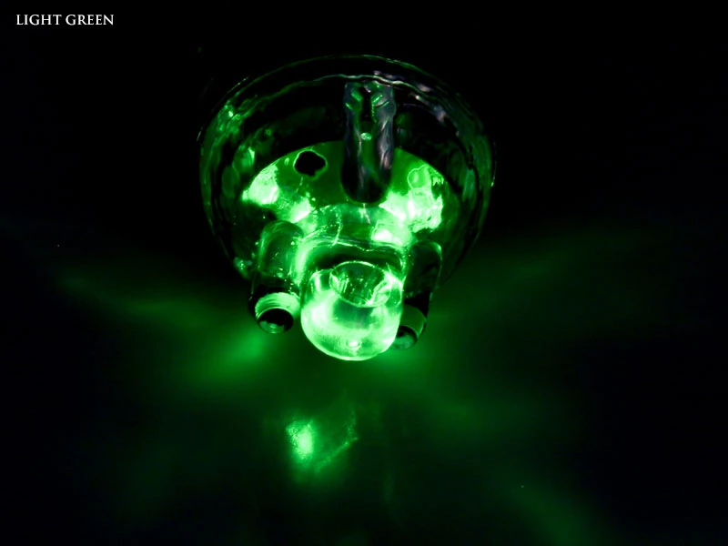 ManTackle Underwater LED Fishing Light - Image 4